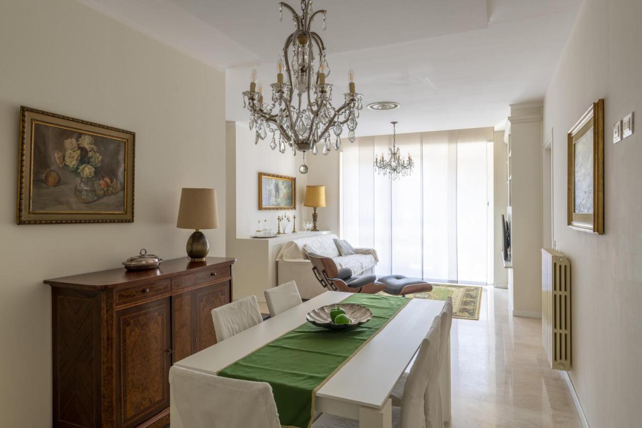 Casa Lazzarini Luxury Apartment Pésaro Exterior foto